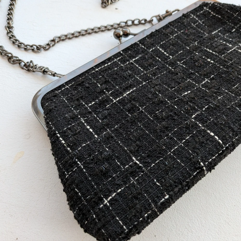 Patricia Nash Potenaz Black &‎ White Bouclé Frame Crossbody Kiss Lock Clutch